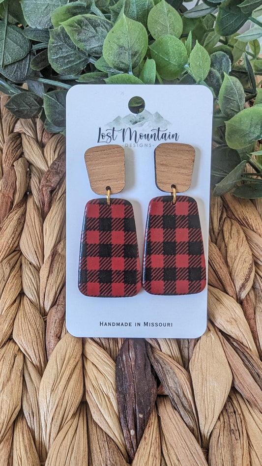 Buffalo Plaid Clay w/ Wood Post